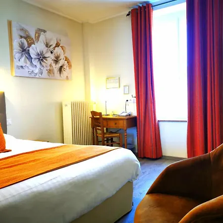 Logis Hotel-restaurant La Sapiniere