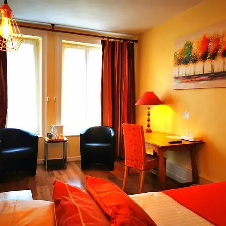 Ξενοδοχείο Logis Hotel-restaurant La Sapiniere 3*