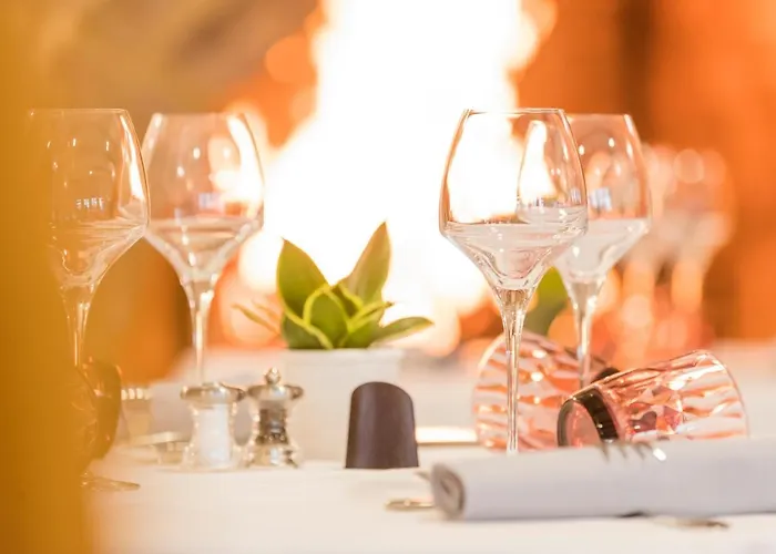 Hotel Logis Hotel-restaurant La Sapiniere