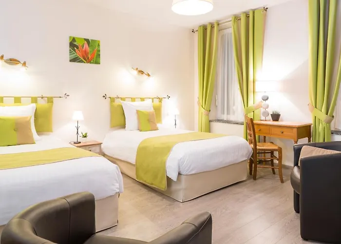 Logis Hotel-restaurant La Sapiniere Hotel 3*